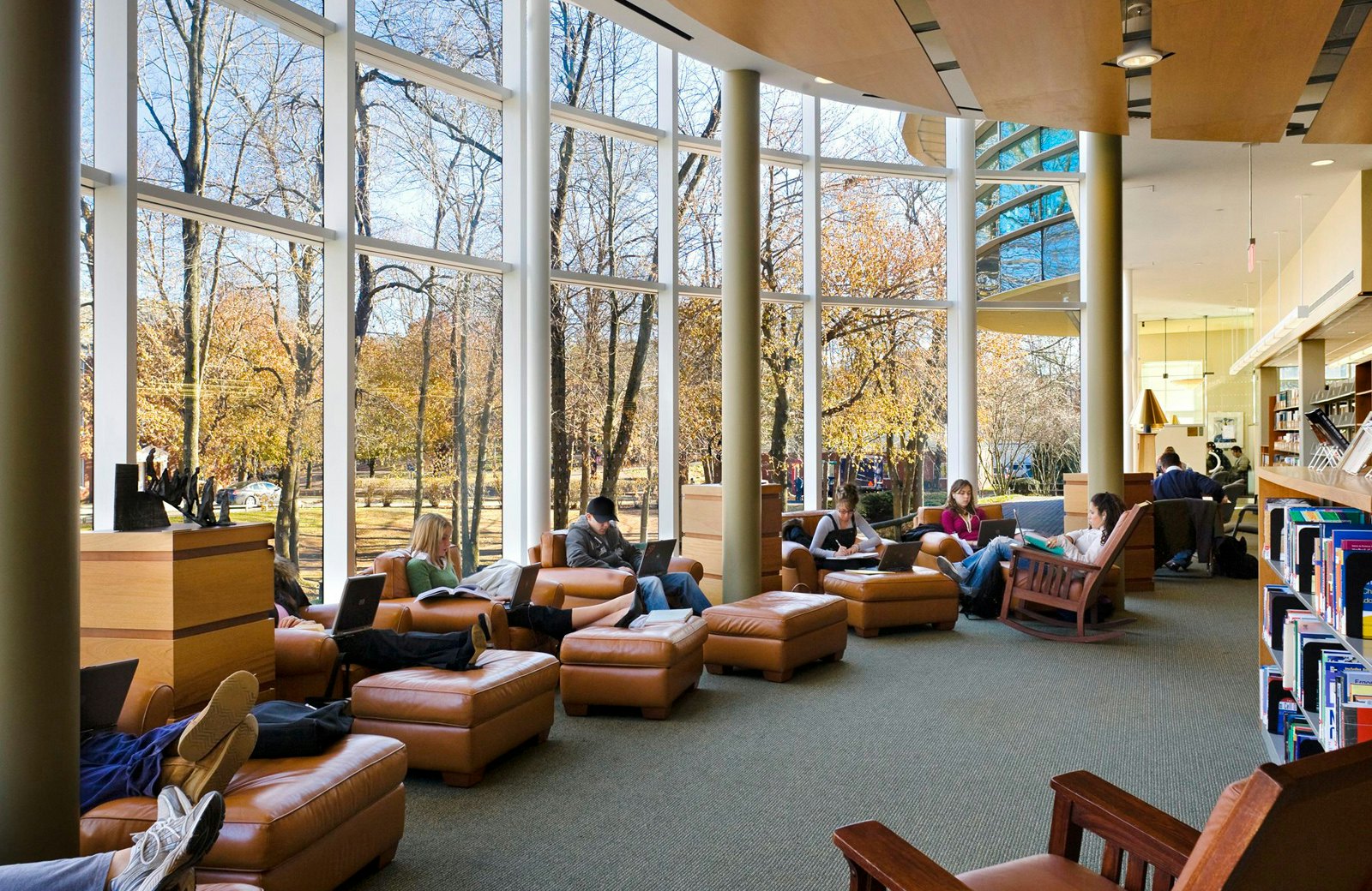 Arnold Bernhard Library Centerbrook Architects & Planners